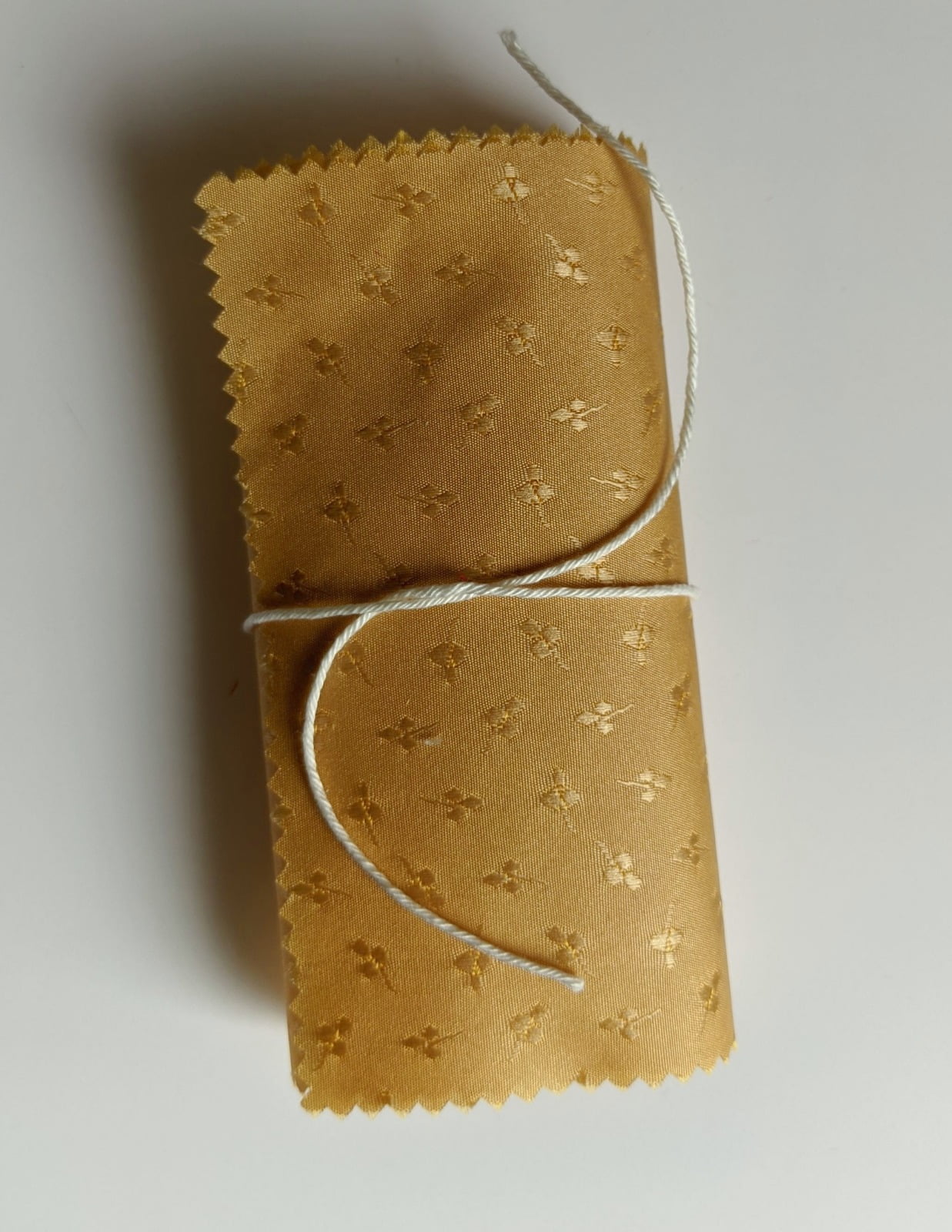 Tessuto per trapunta LOZERE Sole Tessuto per trapunta LOZERE Sole